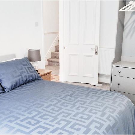 Double Room In Modern House Near Ноттингем Экстерьер фото